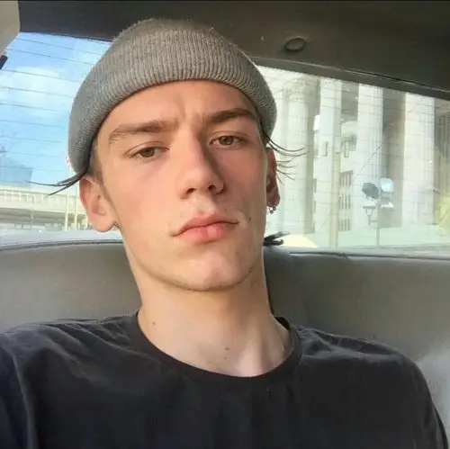 6686体育官网银牌作者Chloe