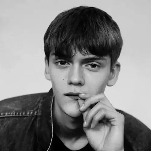 6686体育官网钻石作者Violet