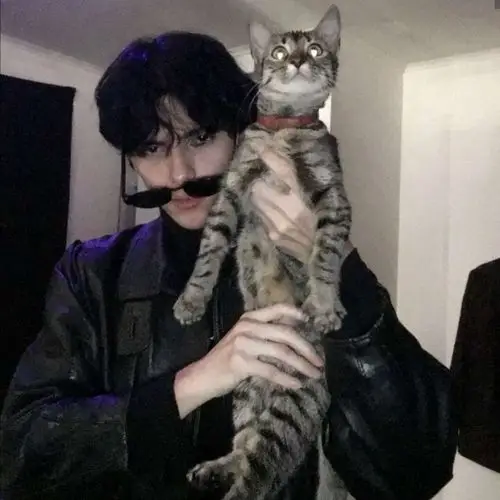 6686体育官网海外作者Uriah