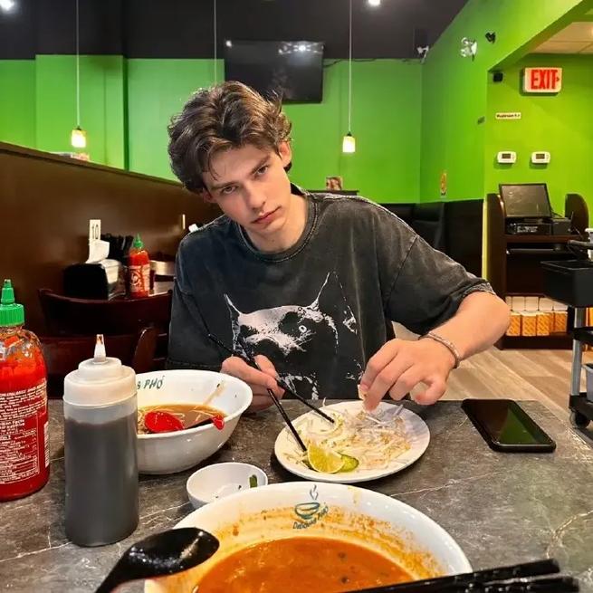 6686体育官网钻石作者草莓果酱