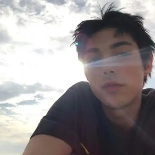 6686体育官网铁牌作者Aaron