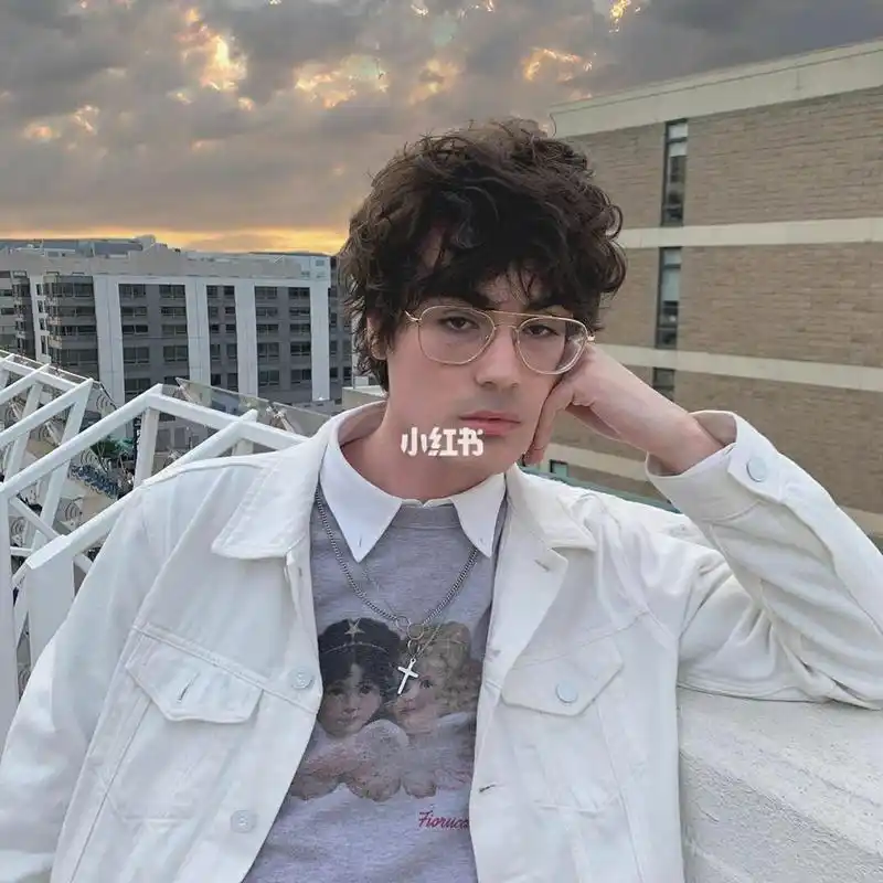 6686体育海外作者Queen