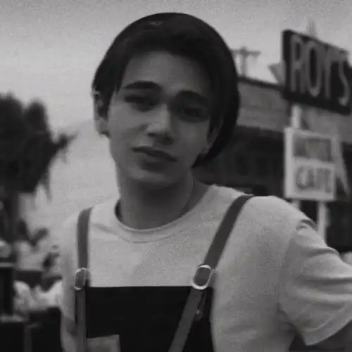 6686体育铁牌作者紫色蒲公英